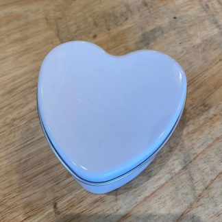 White Heart Tin Candle